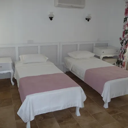 Проживание в семье Yelken